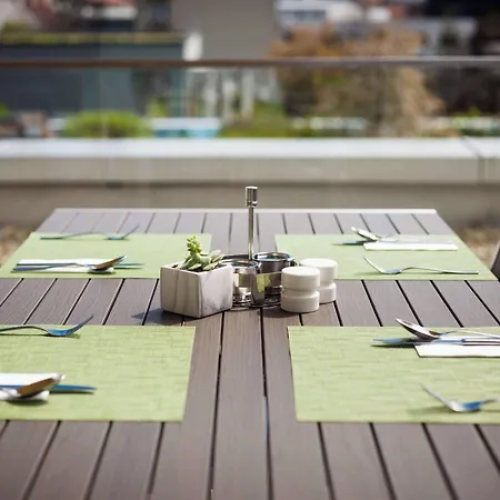 Hotel Lindner Bratislava, Part Of Jdv By Hyatt 4*