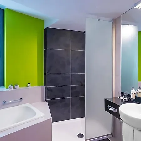 Hotel Lindner Bratislava, Part Of Jdv By Hyatt 4*